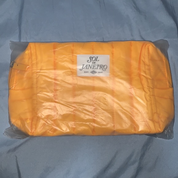 Sol De Janeiro puff cosmetic Bag - Picture 2 of 3